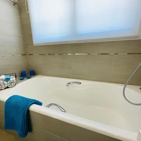Cosy Holiday House With Fantastic Communal Pools * Pafos